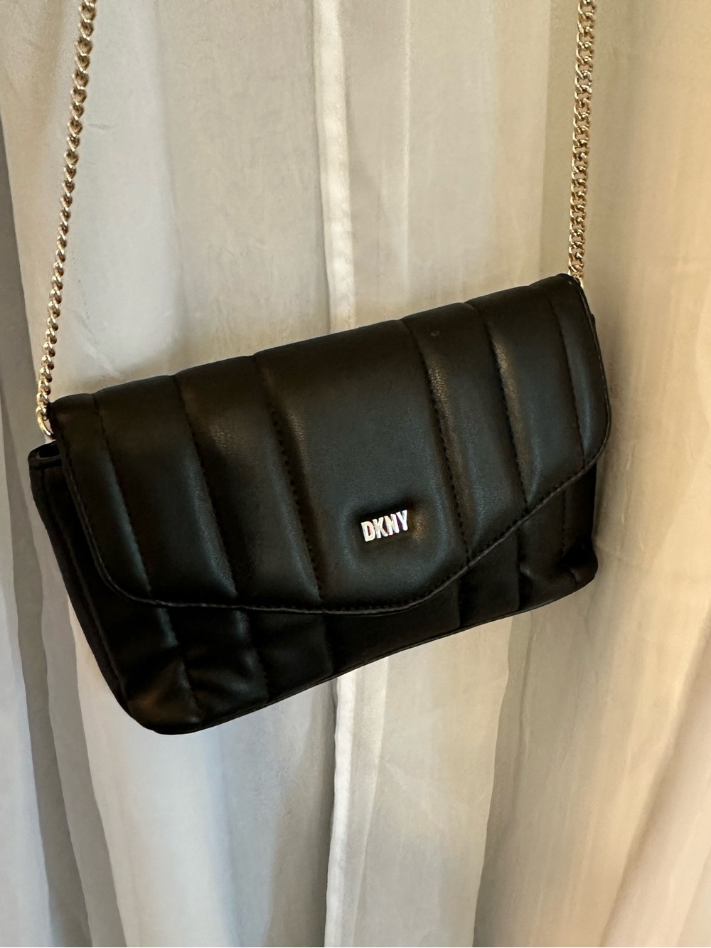 DKNY Black Quilted Crossbody Bag with Gold Chain